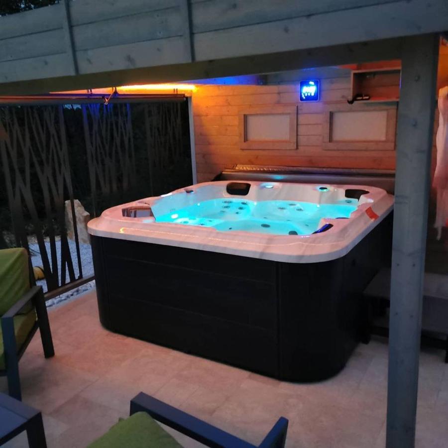 "Notre Bastide" Maison Et Table D'Hotes Traditionnelle Et Vegetarienne, Piscine, Jacuzzi, Clim, , A 5 Mn De Sarlat Marcillac-Saint-Quentin المظهر الخارجي الصورة